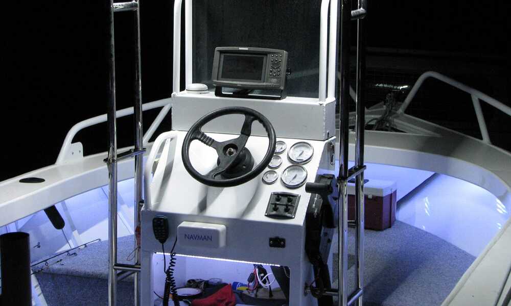 LED Boat Light Kit White & Blue